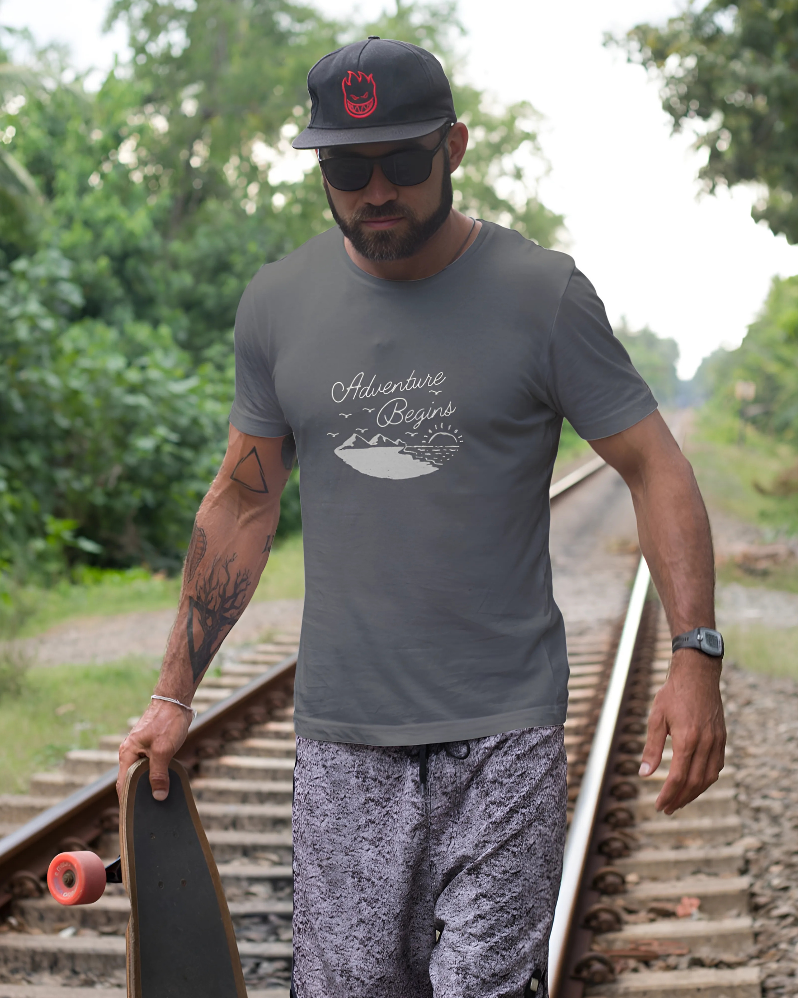 ADVENTURE BEGINS Regular Fit T-Shirt