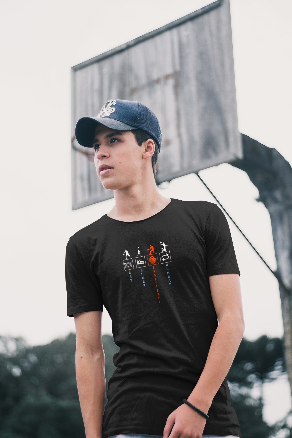 BASKETBALL ROUTINE Regular Fit T-Shirt